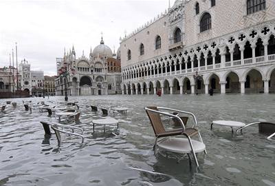 Mezi záplavami nejvíce ohroená evropská msta patí italské Benátky.